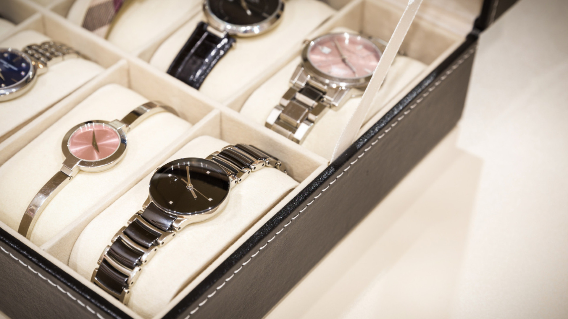 Comment bien conserver ses montres : l’importance d’un rangement adapté pour les passionnés d’horlogerie
